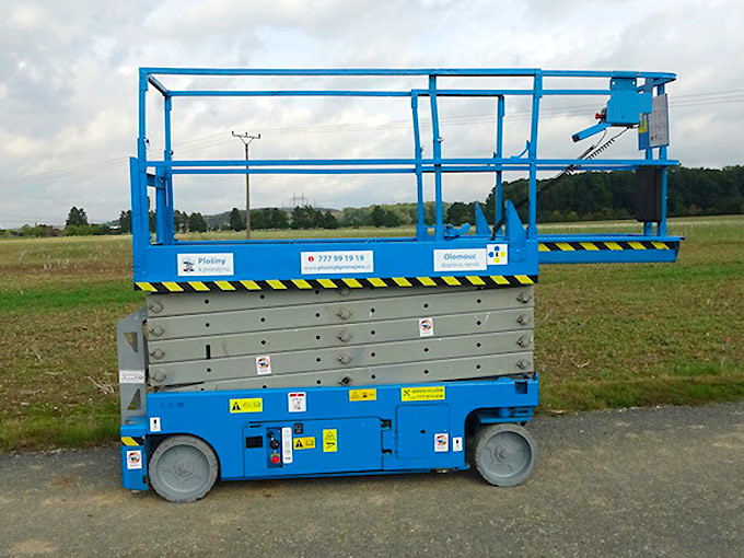 Scissor work platform GENIE GS 3232