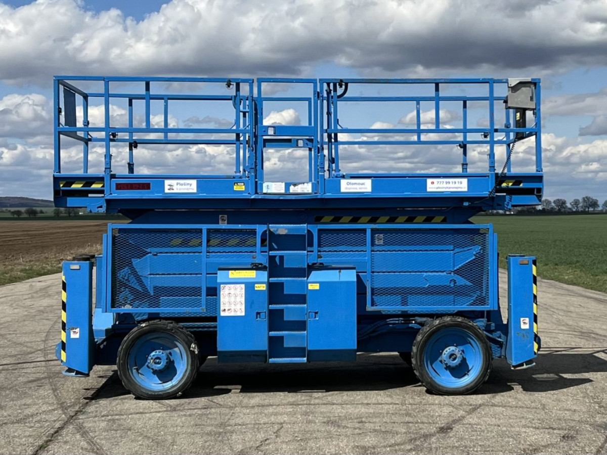 Nożycowy podnośnik roboczy Genie GS-5390 RT