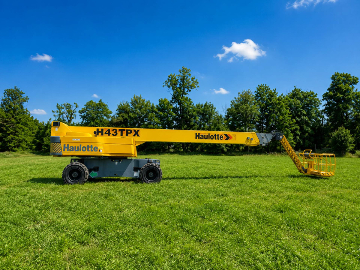Teleskopická terénní plošina HAULOTTE H43 TPX